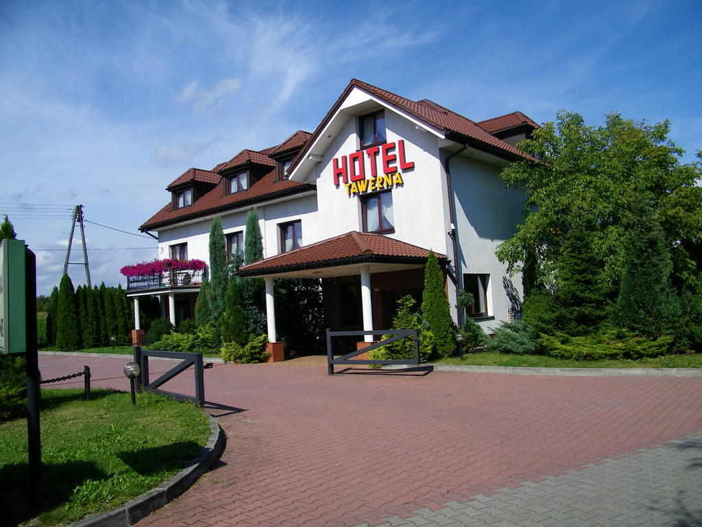 Hotel Restauracja Tawerna Hlivice Exteriér fotografie